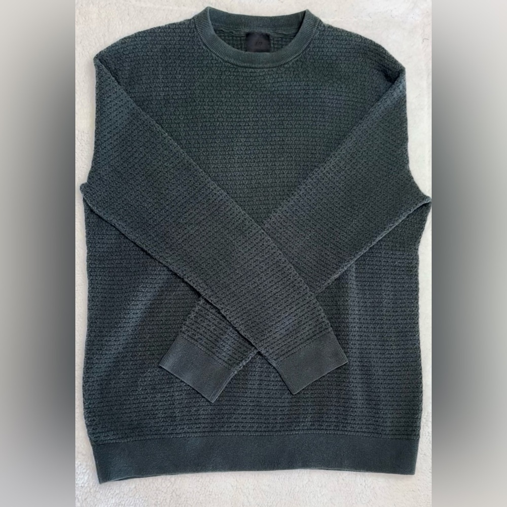 H&M Textured Crewneck Sweater